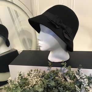 Adorable 1920’s Black Hat 🎩